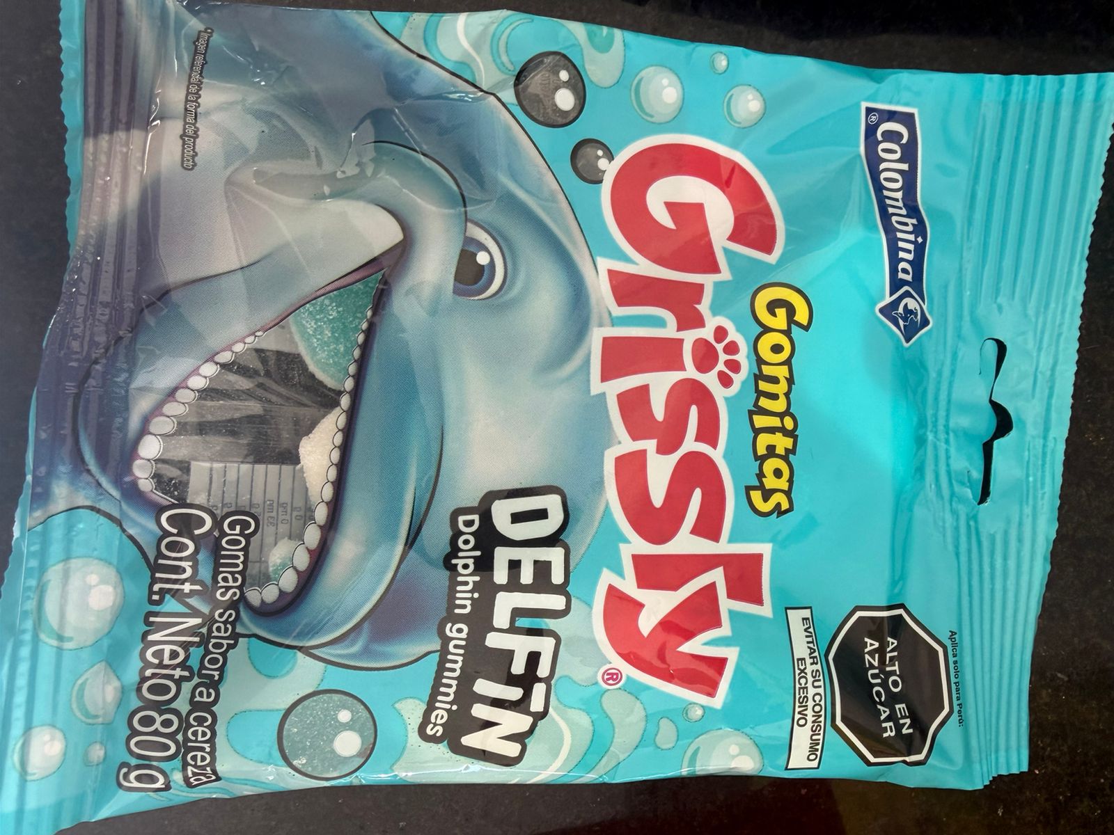 Grissly Y delfin gomitas